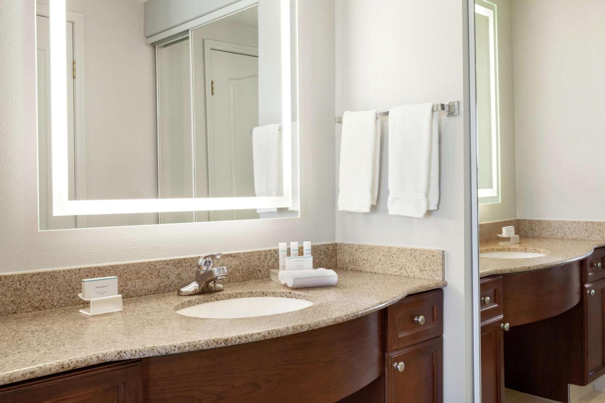 Homewood Suites By Hilton Sacramento/Roseville Εξωτερικό φωτογραφία