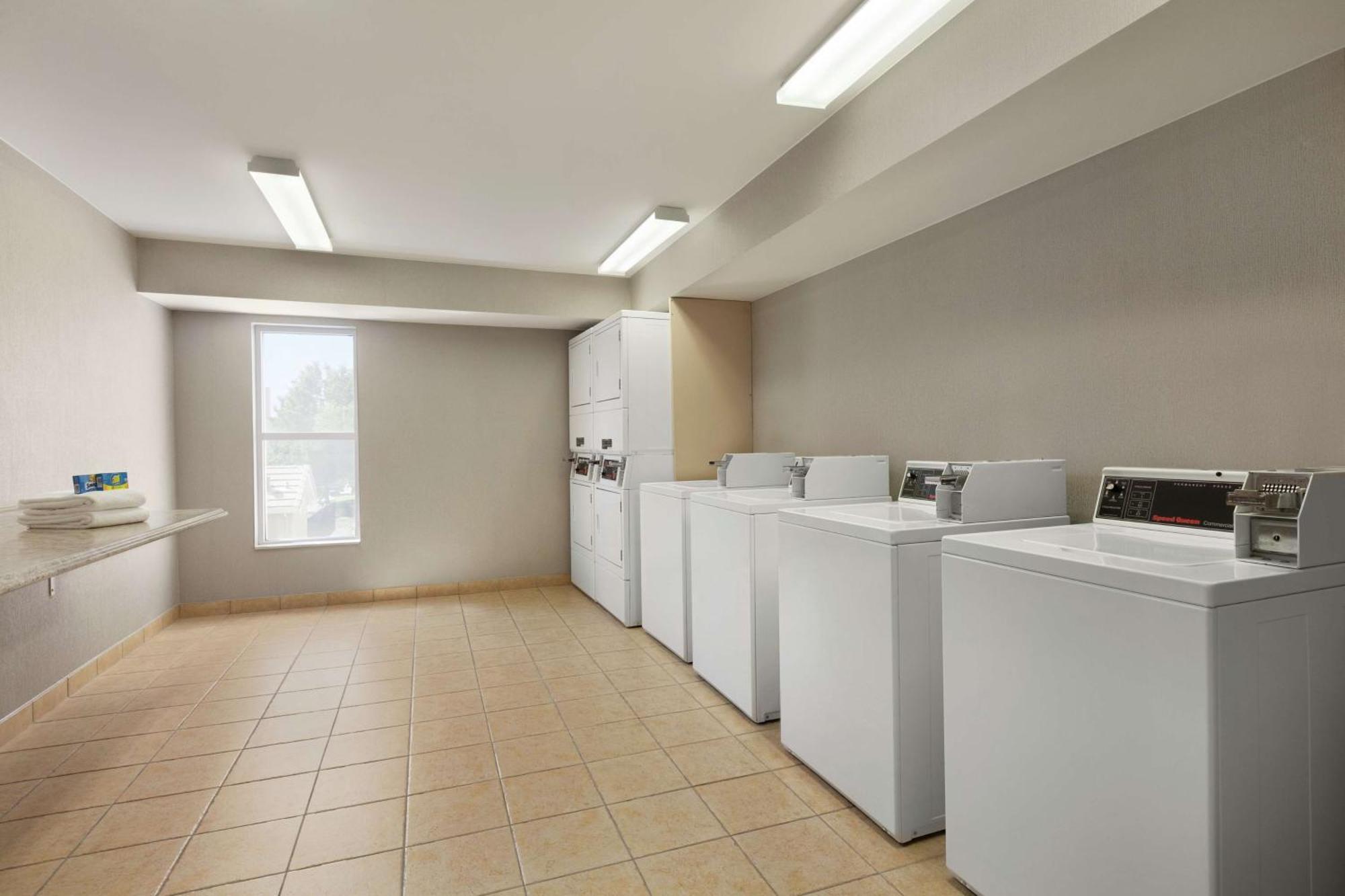 Homewood Suites By Hilton Sacramento/Roseville Εξωτερικό φωτογραφία
